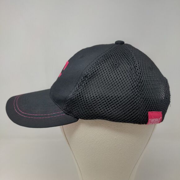 T Mobile Men's Strapback Hat Black Pink Size OSFA Embroidered Logo Cotton - Picture 3 of 7